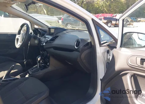 2019 Ford Fiesta Se z USA, uszkodzony, nr VIN 3FADP4EJ9KM105695